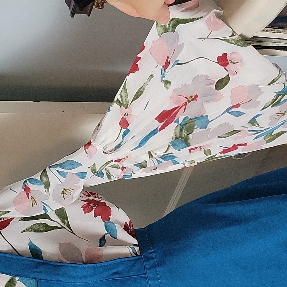 Sheer Floral Print Blouse - Picture 3 of 13